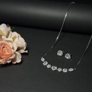 92.5 Sterling Silver Elegant Zircon Necklace & Earring Set